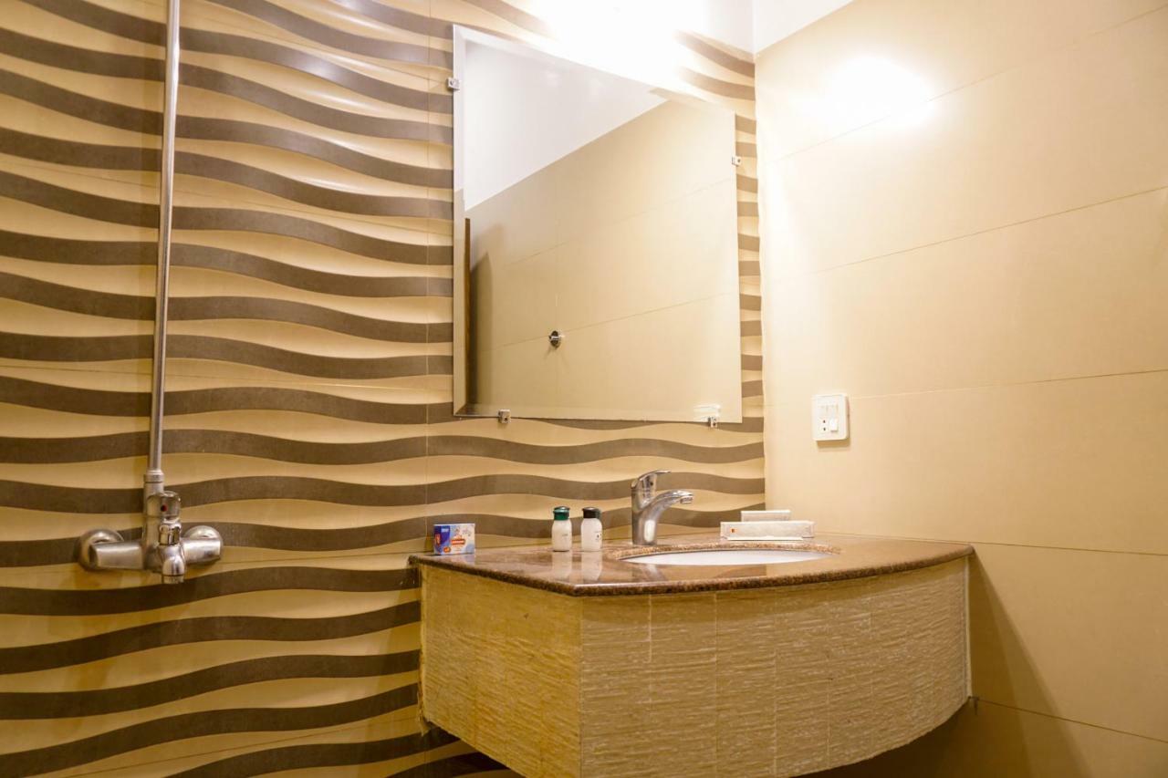 City View Hotel & Restaurant Лахор Экстерьер фото