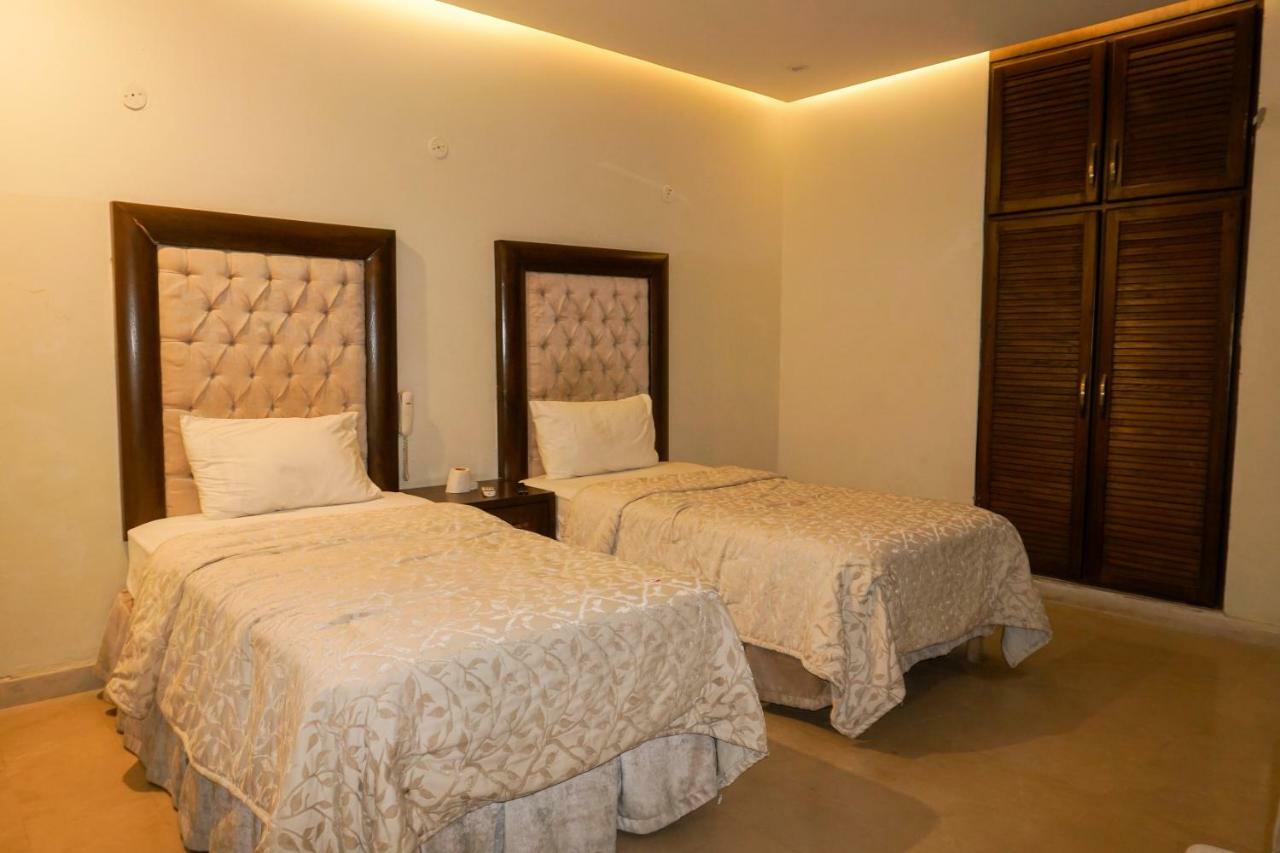 City View Hotel & Restaurant Лахор Экстерьер фото